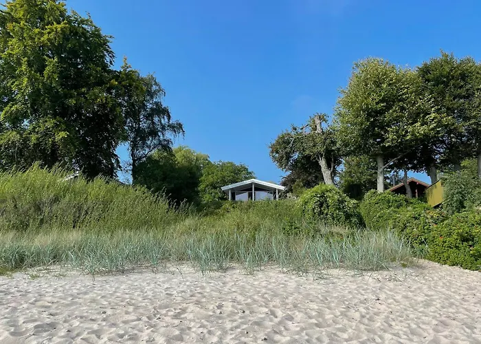 True Atmosphere With Sea View And Idestrup