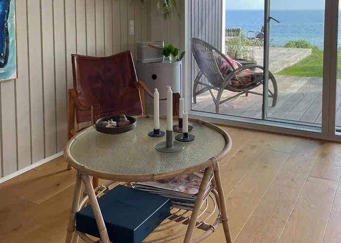 True Atmosphere With Sea View And *
