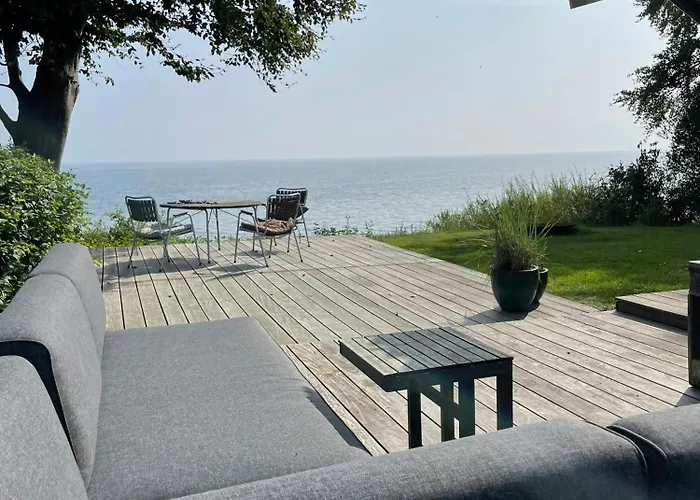 True Atmosphere With Sea View And *