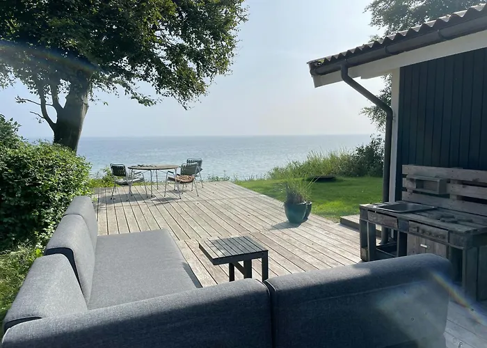 True Atmosphere With Sea View And *
