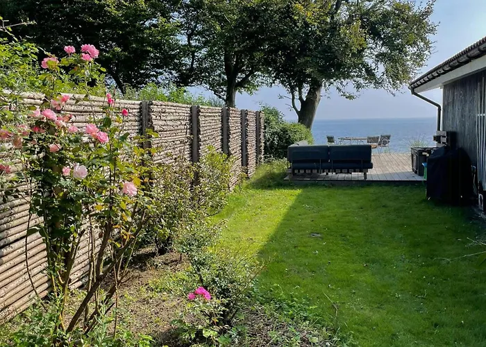 True Atmosphere With Sea View And Idestrup